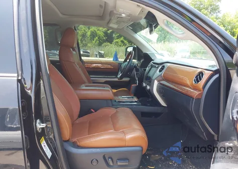 2016 Toyota Tundra Crewmax 1794/Platinum z USA, uszkodzony, nr VIN 5TFAY5F1XGX579929